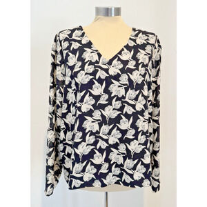 T TAHARI Women's XL Black White V-Neck Long Sleeve Floral Print Top Blouse